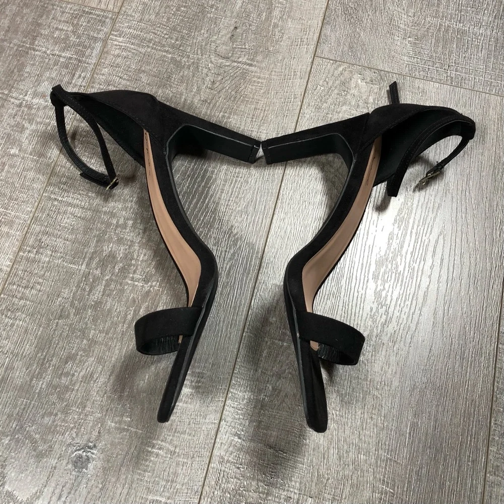 Qupid Women’s Heels Size 10 Color Black - Picture 5 of 8